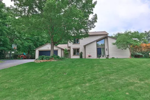 7083 Royalgreen Dr, Cincinnati, OH 45244