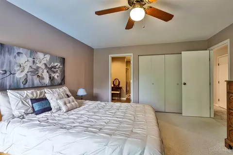 Bedroom - 7083 Royalgreen Dr, Cincinnati, OH 45244 photo 4 of 10