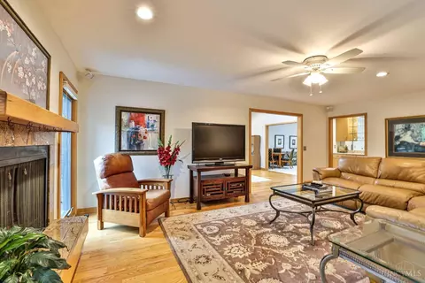 Living - 7083 Royalgreen Dr, Cincinnati, OH 45244 photo 4 of 5