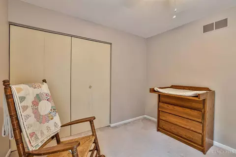 Bedroom - 7083 Royalgreen Dr, Cincinnati, OH 45244 photo 8 of 10