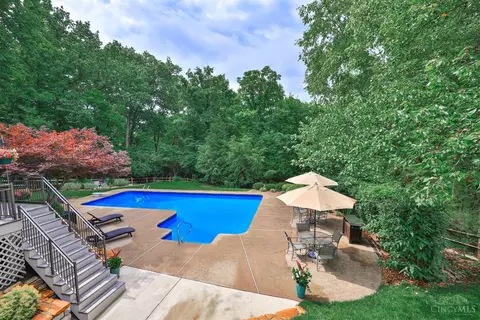 Exterior - 7083 Royalgreen Dr, Cincinnati, OH 45244 photo 13 of 19