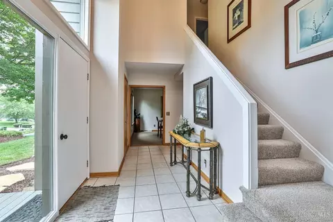 Entry Way - 7083 Royalgreen Dr, Cincinnati, OH 45244 photo 1 of 2
