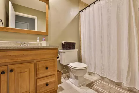 Bath - 7083 Royalgreen Dr, Cincinnati, OH 45244 photo 7 of 10