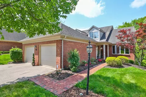 11 Coventry Ct, Montgomery, OH 45140