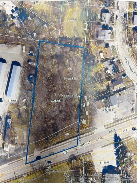 551 Second St, Franklin, OH 45005