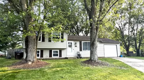 46 Fox Den Ct, Amelia, OH 45102