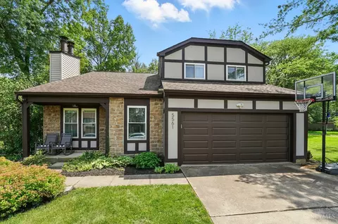 5561 Old Farm Dr, Mason, OH 45040