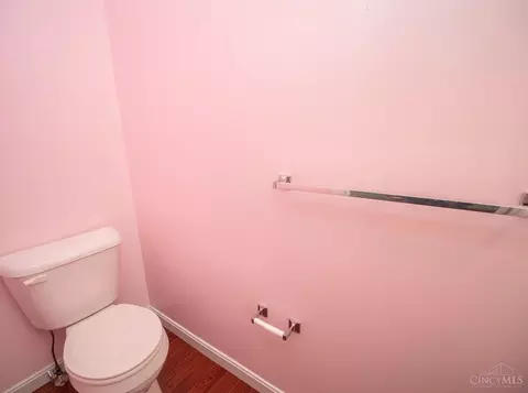 Bath - 9413 Stoneybrooke, Cincinnati, OH 45231 photo 2 of 5