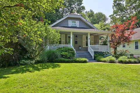 120 St Claire Ave, Wyoming, OH 45215