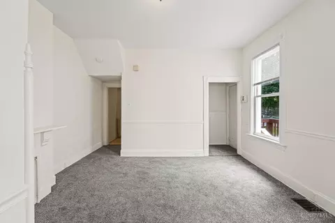 Living - 2266 Loth St, Cincinnati, OH 45219 photo 3 of 4