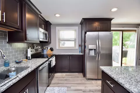 619 Ridgeview Dr, Harrison, OH 45030