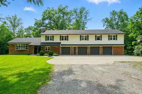1612 Apgar Rd, Milford, OH 45150