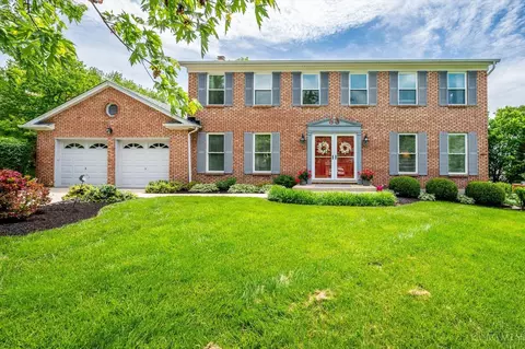 7089 Sprucewood Ct, West Chester, OH 45241