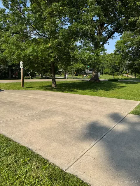 Exterior - 9820 Mckelvey Rd, Cincinnati, OH 45231 photo 3 of 8