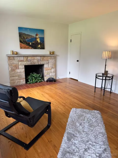 Living - 9820 Mckelvey Rd, Cincinnati, OH 45231 photo 3 of 3