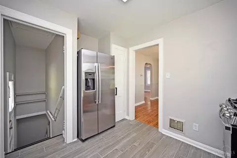 Entry Way - 9452 Reading Rd, Reading, OH 45215 photo 2 of 2