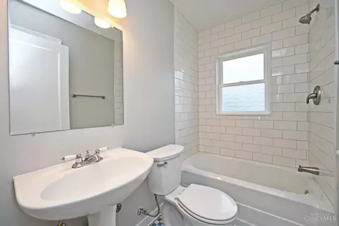 Bath - 9452 Reading Rd, Reading, OH 45215 photo 1 of 2