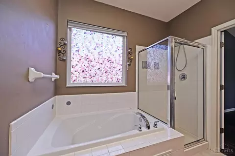 Bath - 4139 Gensen Loop, Cincinnati, OH 45245 photo 2 of 3