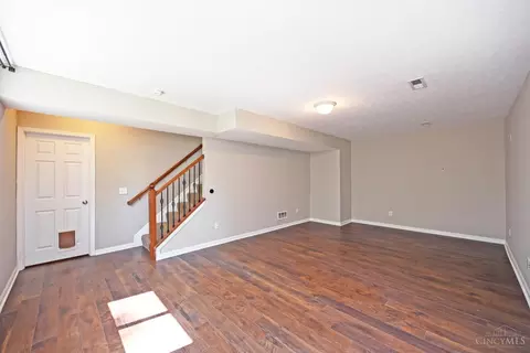 Living - 4139 Gensen Loop, Cincinnati, OH 45245 photo 6 of 7