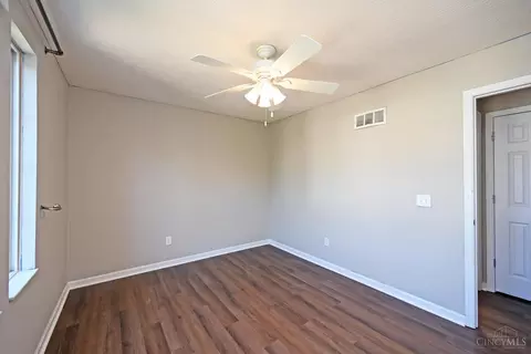 Bedroom - 4139 Gensen Loop, Cincinnati, OH 45245 photo 6 of 9