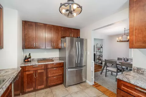 Kitchen - 2318 Kenlee Dr, Cincinnati, OH 45230 photo 1 of 3
