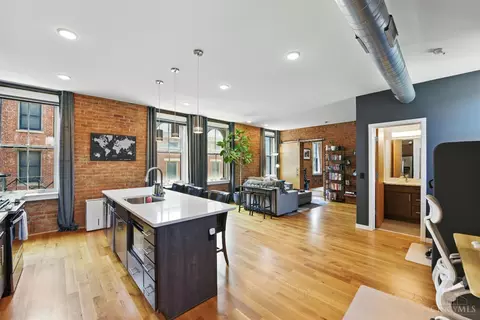 Kitchen - 34 Fourteenth St, Cincinnati, OH 45202 photo 1 of 7