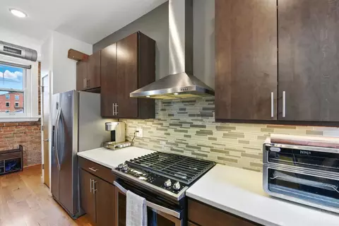 Kitchen - 34 Fourteenth St, Cincinnati, OH 45202 photo 7 of 7