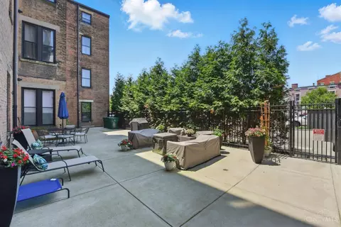 Exterior - 34 Fourteenth St, Cincinnati, OH 45202 photo 2 of 3