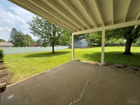 829 Massachusetts Dr, Cincinnati, OH 45245 photo 39