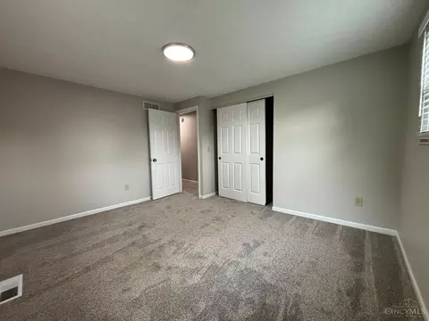 829 Massachusetts Dr, Cincinnati, OH 45245 photo 23