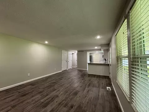 829 Massachusetts Dr, Cincinnati, OH 45245 photo 16