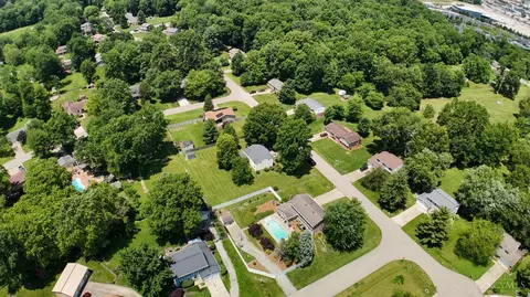 829 Massachusetts Dr, Cincinnati, OH 45245 photo 46