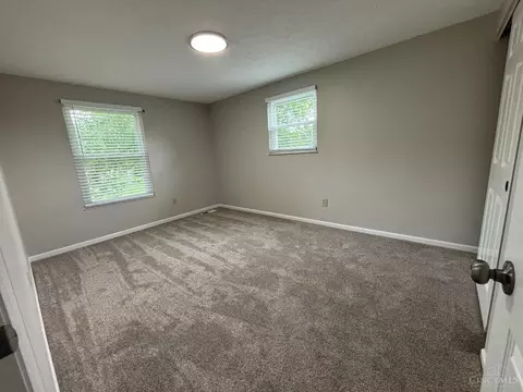 829 Massachusetts Dr, Cincinnati, OH 45245 photo 24