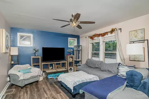 Living - 7032 River Rd, Cincinnati, OH 45233 photo 1 of 1