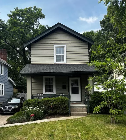 3126 Mapleleaf Ave, Cincinnati, OH 45213