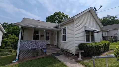104 Main St, Cleves, OH 45002