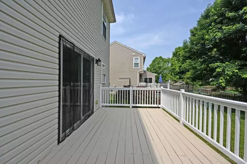 Exterior - 292 Delaware Dr, Hamilton Township, OH 45039 photo 8 of 16