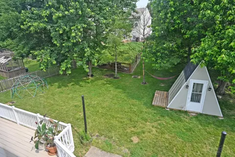 Exterior - 292 Delaware Dr, Hamilton Township, OH 45039 photo 4 of 16