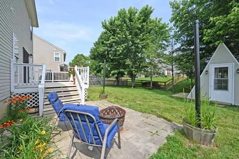 Exterior - 292 Delaware Dr, Hamilton Township, OH 45039 photo 10 of 16