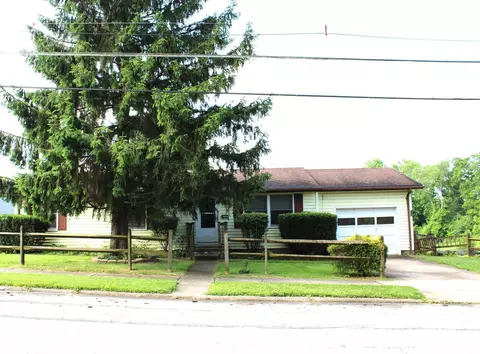 207 John St, Hillsboro, OH 45133