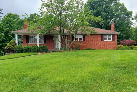 6111 Ramblingridge Dr, Cincinnati, OH 45247