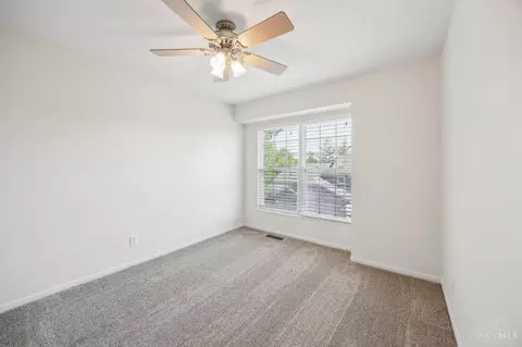Bedroom - 2454 Doeview Ct, Cincinnati, OH 45230 photo 2 of 3