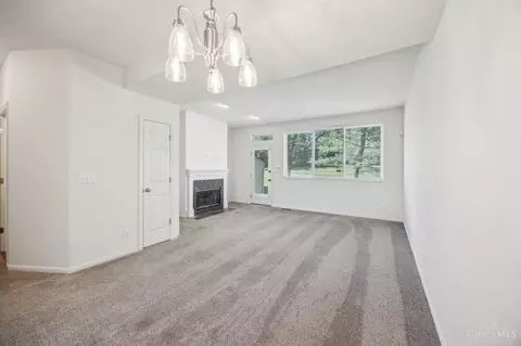 Living - 2454 Doeview Ct, Cincinnati, OH 45230 photo 2 of 2