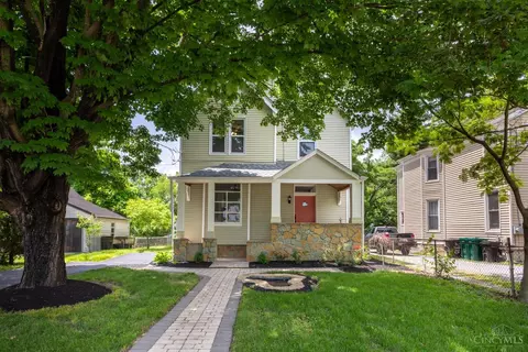 8337 Curzon Ave, Cincinnati, OH 45216
