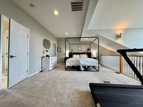 937 Monastery St, Cincinnati, OH 45202 photo 18
