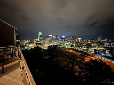 937 Monastery St, Cincinnati, OH 45202 photo 2
