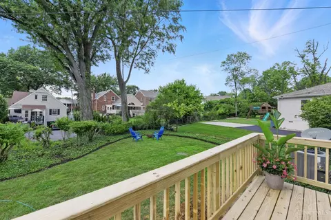 Exterior - 5960 Winnetka Dr, Cincinnati, OH 45236 photo 4 of 4