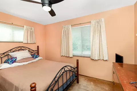 Bedroom - 1475 Larann Ln, Cincinnati, OH 45231 photo 1 of 3