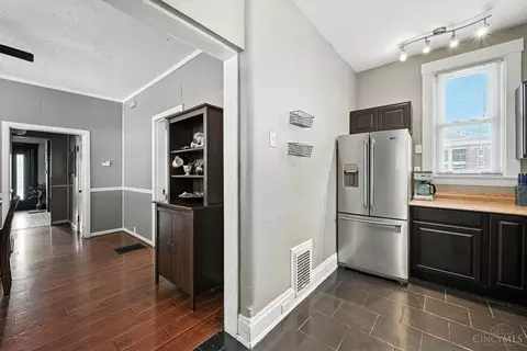 Entry Way - 314 Pearl St, Reading, OH 45215 photo 2 of 3