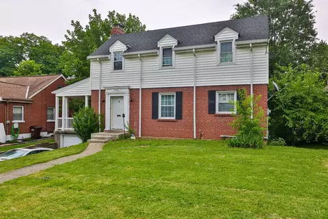 5276 Ponce Ln, Cincinnati, OH 45238